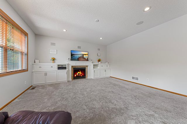 13837 Azalea Avenue, Rosemount, MN 55068