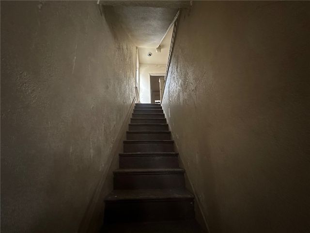 702 Whitney Ave, Wilkinsburg, PA 15221