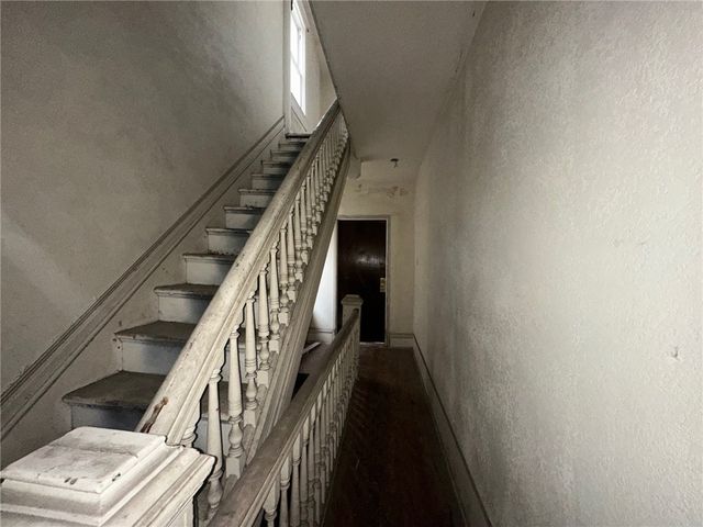 702 Whitney Ave, Wilkinsburg, PA 15221