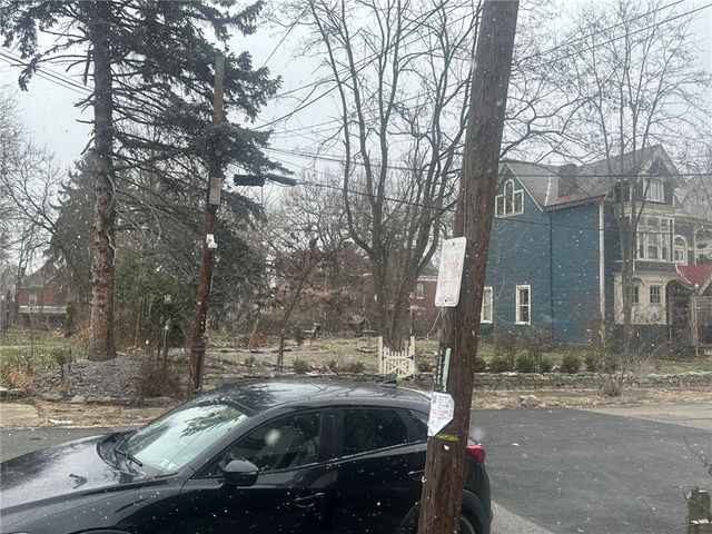 702 Whitney Ave, Wilkinsburg, PA 15221