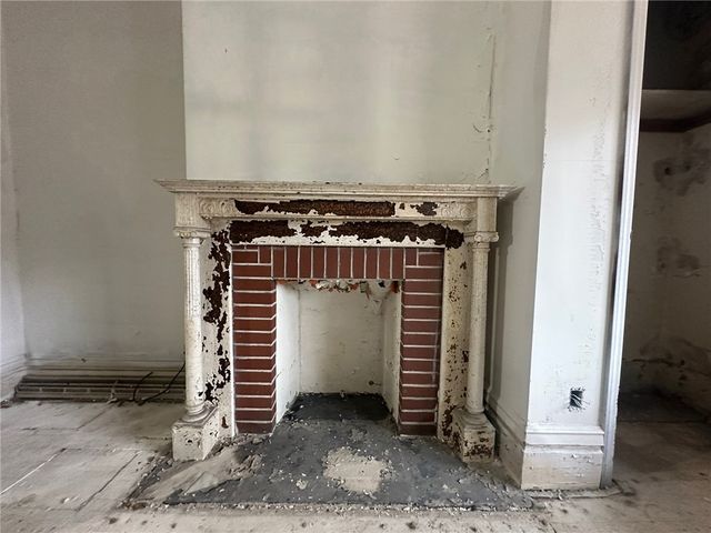 702 Whitney Ave, Wilkinsburg, PA 15221