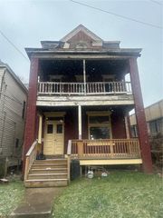702 Whitney Ave, Wilkinsburg, PA 15221