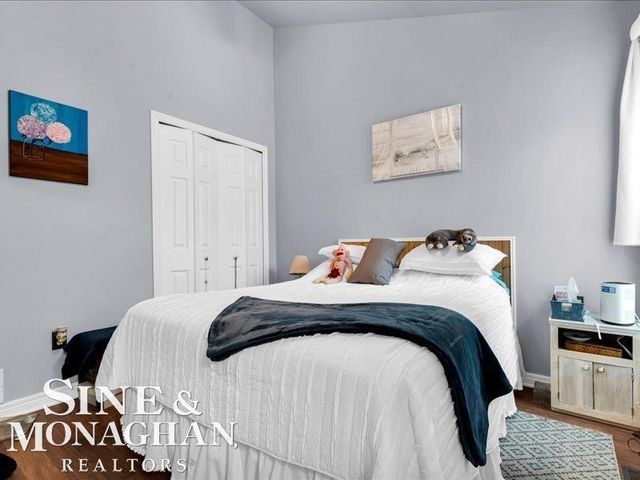 1045 Huntington Court, Marysville, MI 48040