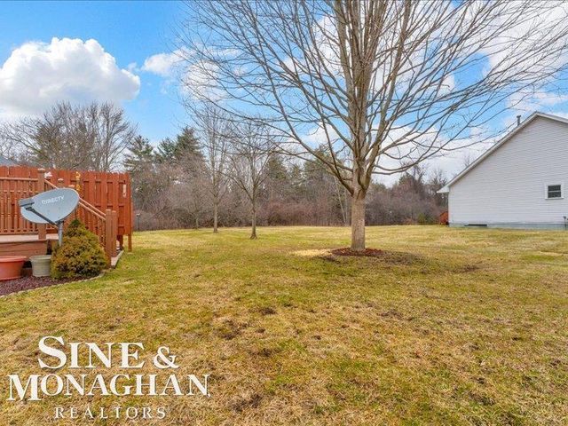 1045 Huntington Court, Marysville, MI 48040