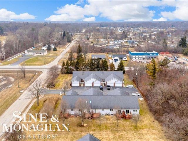 1045 Huntington Court, Marysville, MI 48040