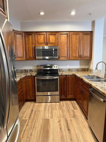 20100 N 78th Place Apt 1069, Scottsdale, AZ 85255