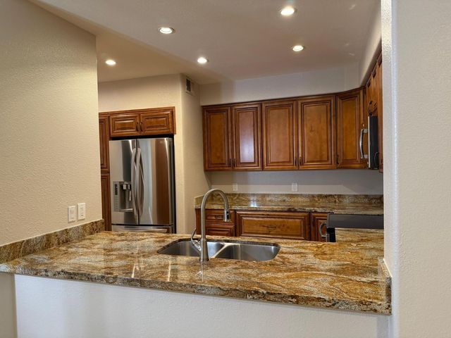 20100 N 78th Place Apt 1069, Scottsdale, AZ 85255