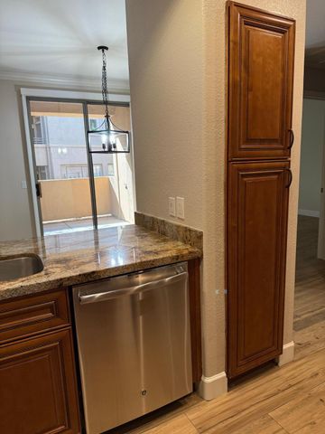 20100 N 78th Place Apt 1069, Scottsdale, AZ 85255