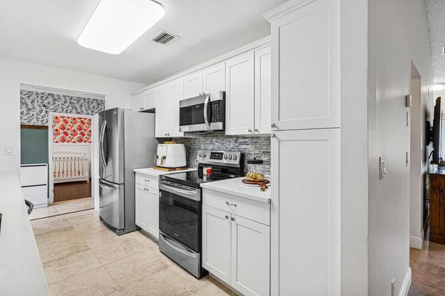 16330 91st Place N, Loxahatchee, FL 33470