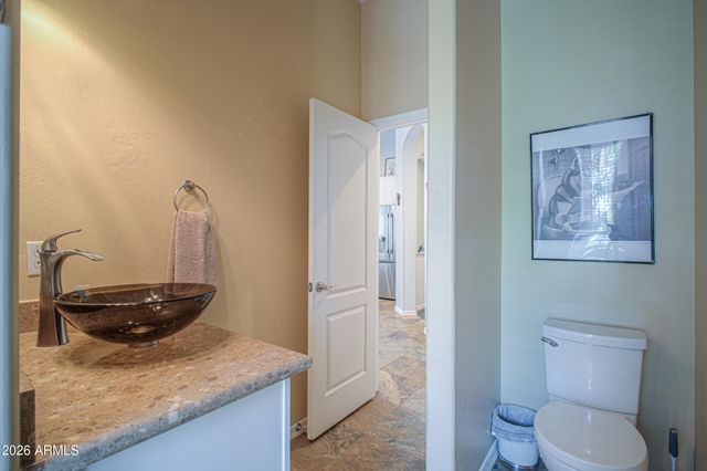 1611 E REDFIELD Road, Phoenix, AZ 85022