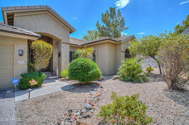1611 E REDFIELD Road, Phoenix, AZ 85022