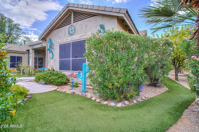 1611 E REDFIELD Road, Phoenix, AZ 85022