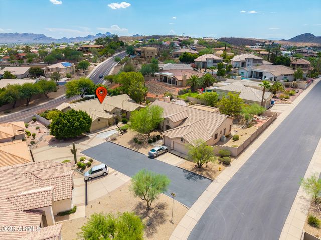 1611 E REDFIELD Road, Phoenix, AZ 85022