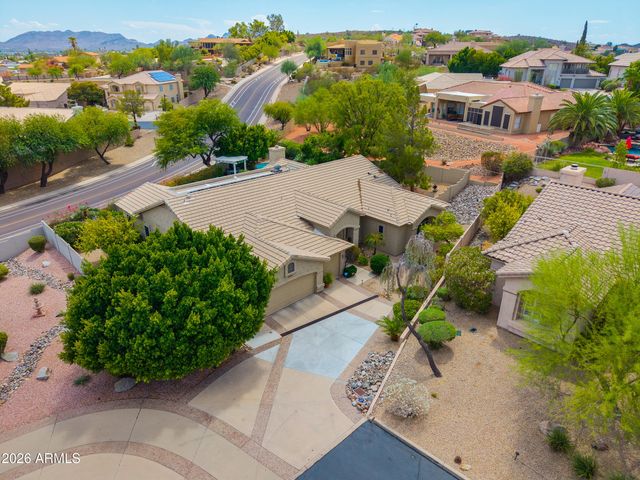 1611 E REDFIELD Road, Phoenix, AZ 85022