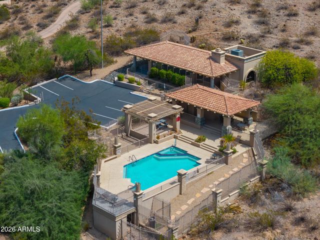 1611 E REDFIELD Road, Phoenix, AZ 85022