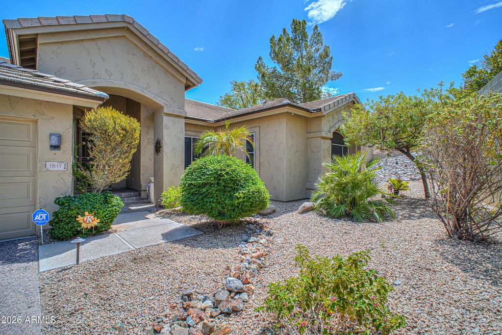 1611 E REDFIELD Road, Phoenix, AZ 85022 — photo 4