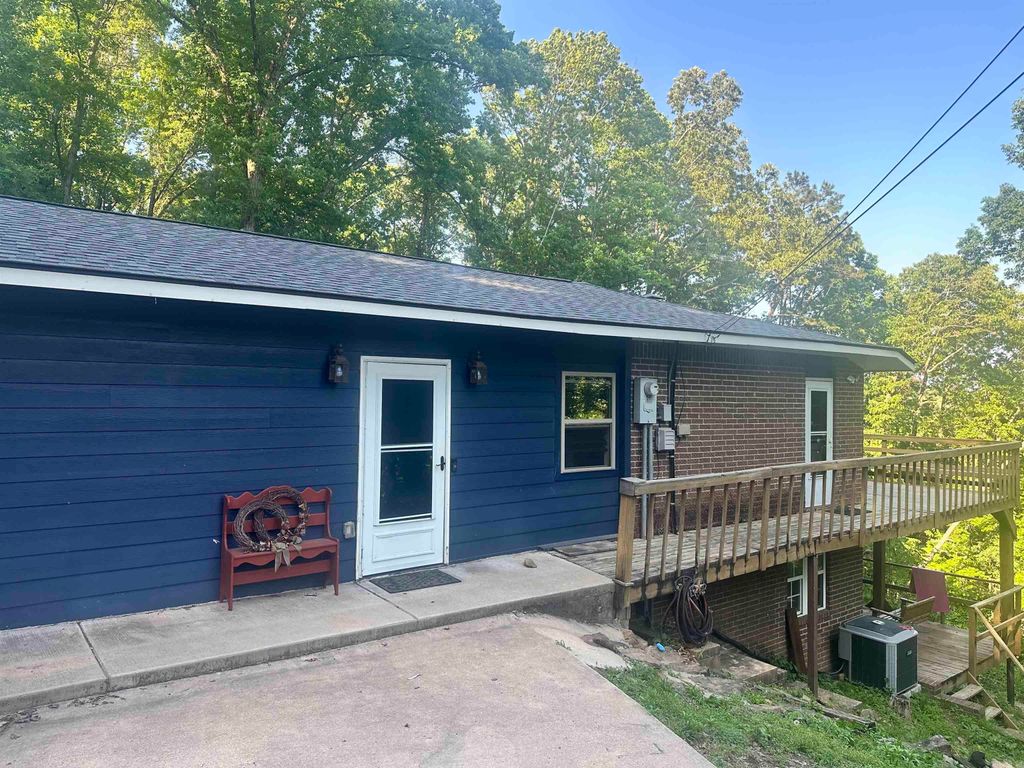 140 Steep Lane, Russellville, AR 72802