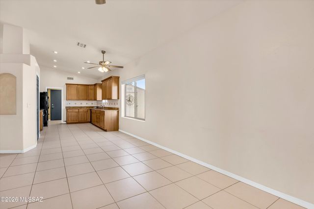 7908 N Placita Murrieta, Tucson, AZ 85743
