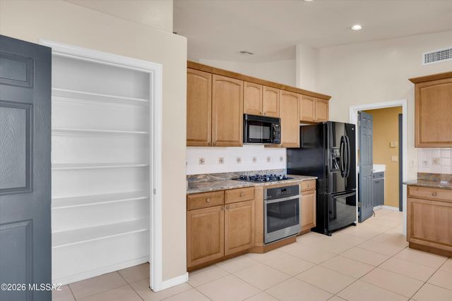 7908 N Placita Murrieta, Tucson, AZ 85743