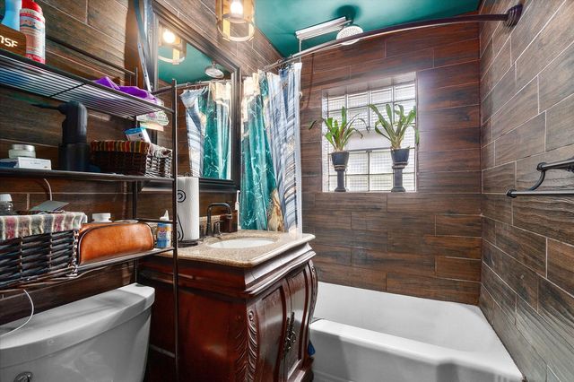 719 N President Street, Wheaton, IL 60187