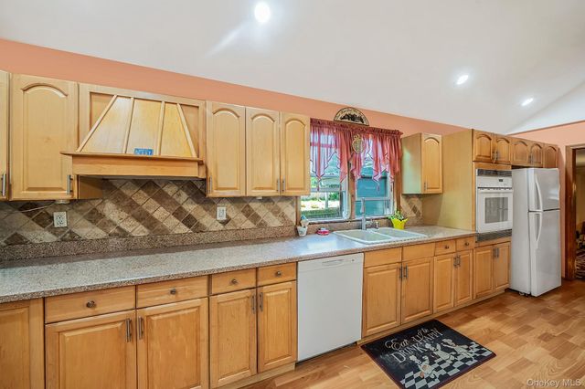 3 Curtis Drive, Sound Beach, NY 11789