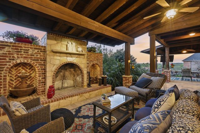 606 Hays Drive, Keller, TX 76248