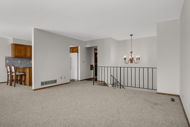 3956 Goodwin Avenue N, Oakdale, MN 55128