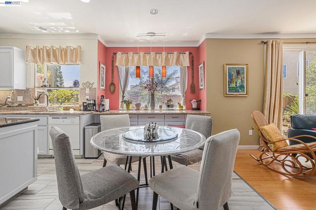 3614 Skypark Pl, Richmond, CA 94806