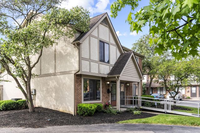 5722 Jousting Lane, B, Columbus, OH 43231