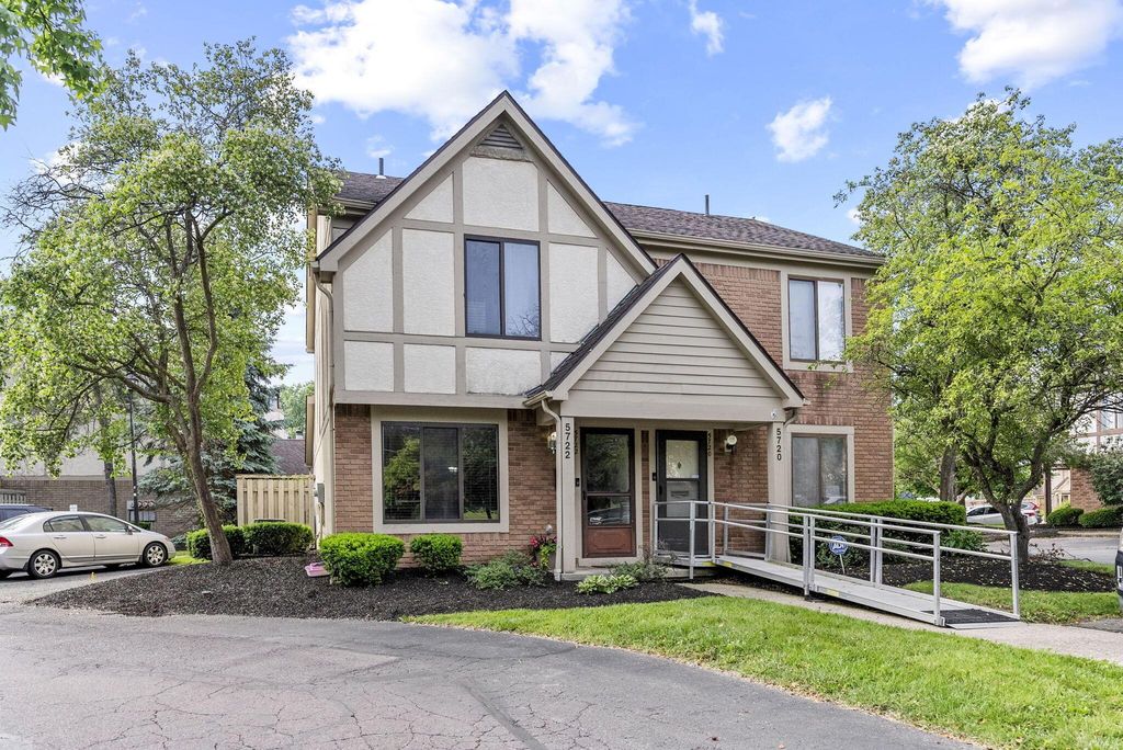 5722 Jousting Lane, B, Columbus, OH 43231