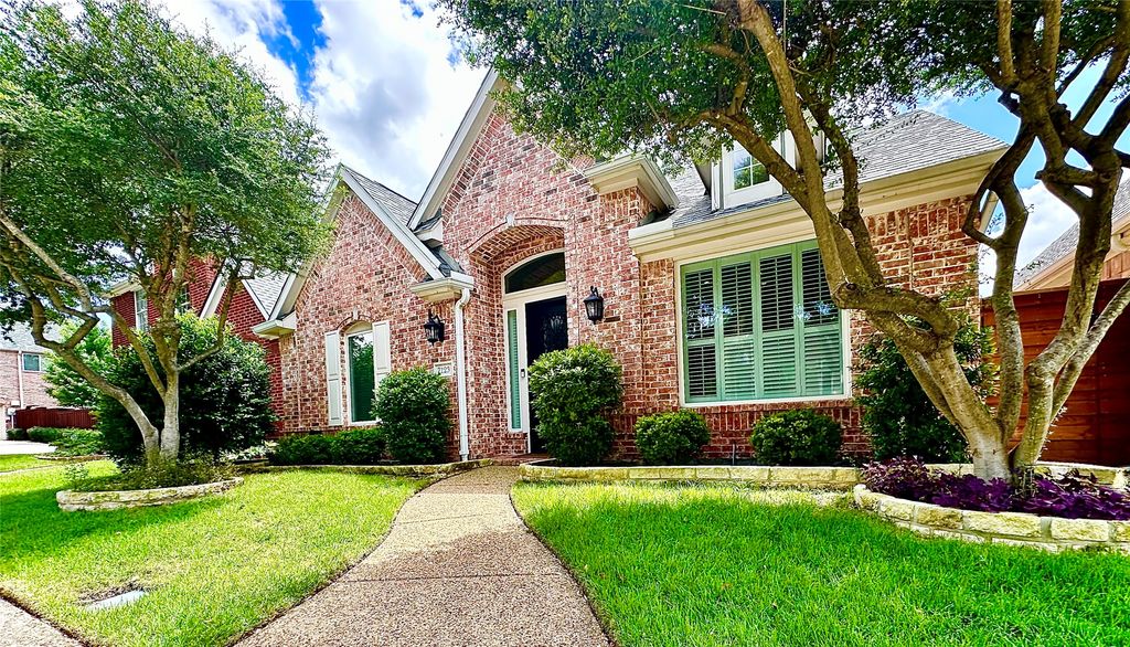 7123 Elm Creek Lane, Dallas, TX 75252
