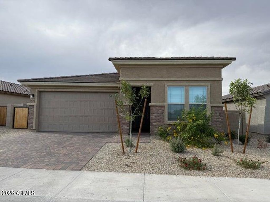 24248 W Hess Avenue, Buckeye, AZ 85326