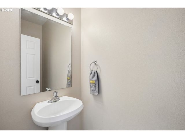4585 Y St, Washougal, WA 98671