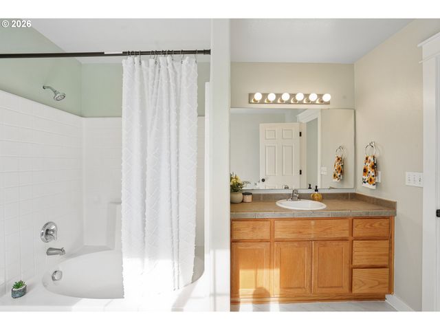 4585 Y St, Washougal, WA 98671