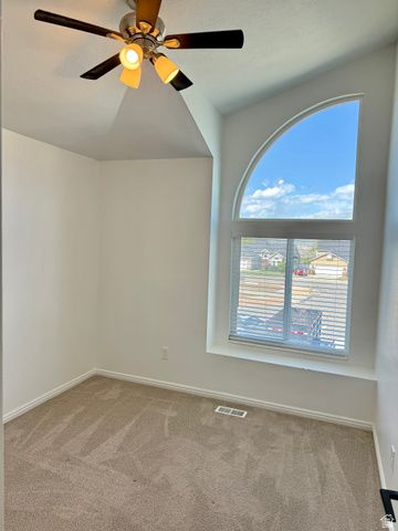 988 E BLUE HERON CIR, Draper, UT 84020