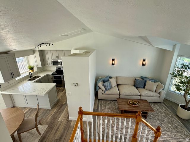 988 E BLUE HERON CIR, Draper, UT 84020