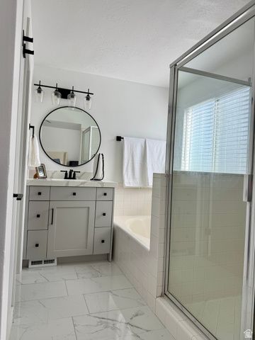 988 E BLUE HERON CIR, Draper, UT 84020