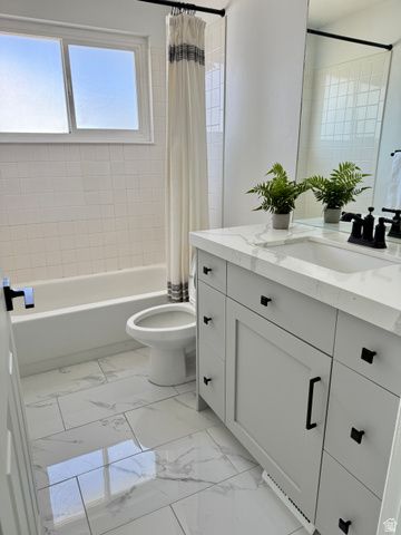 988 E BLUE HERON CIR, Draper, UT 84020