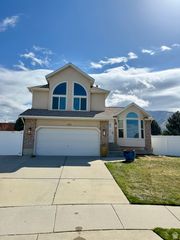 988 E BLUE HERON CIR, Draper, UT 84020