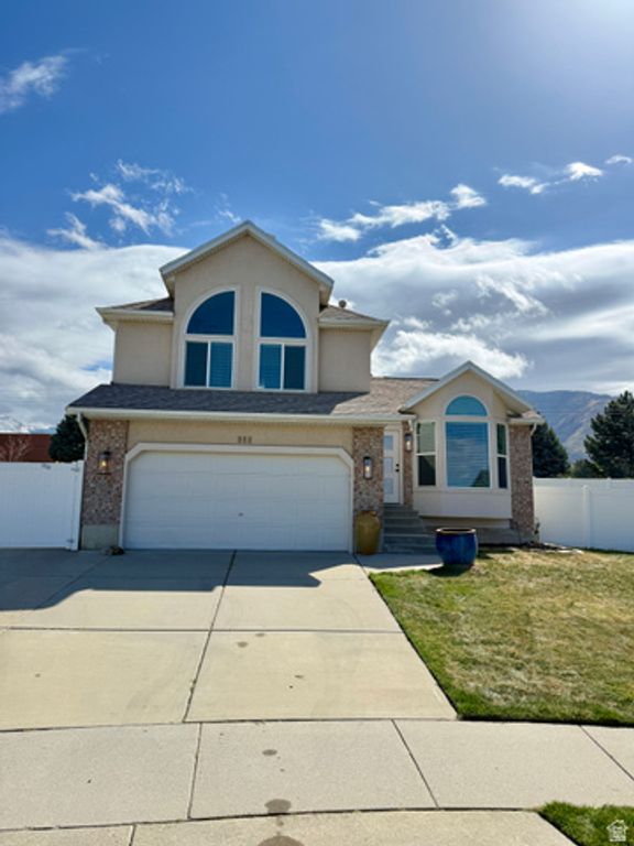 988 E BLUE HERON CIR, Draper, UT 84020