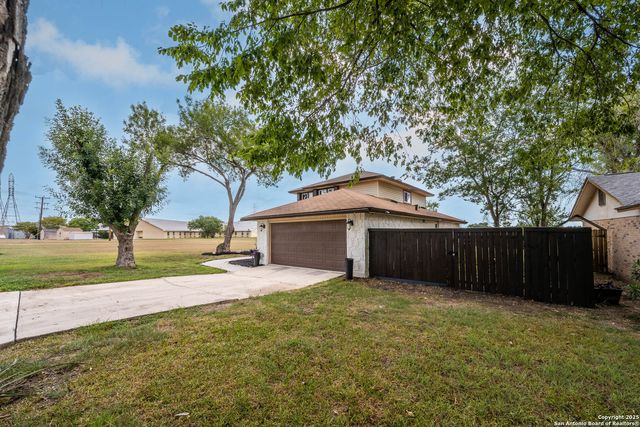 6914 Ludgate, San Antonio, TX 78239