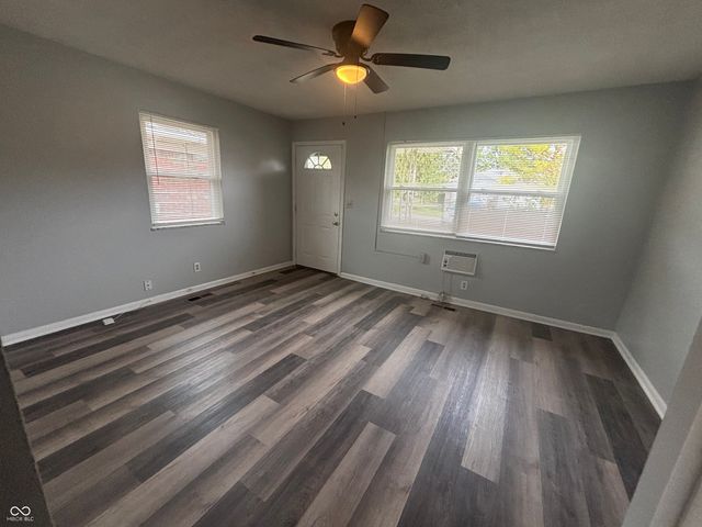 6203 E 11th Street, Indianapolis, IN 46219