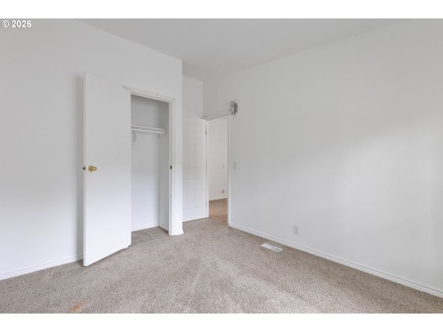 9000 Ne M L KING Blvd 61, Portland, OR 97211