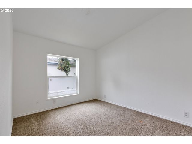 9000 Ne M L KING Blvd 61, Portland, OR 97211