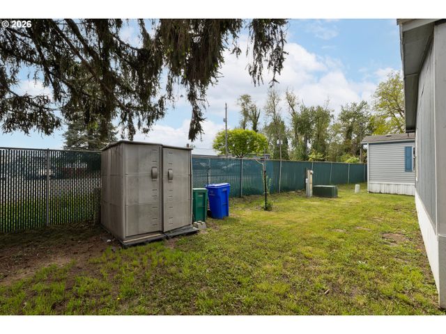 9000 Ne M L KING Blvd 61, Portland, OR 97211