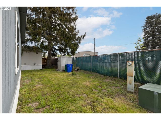 9000 Ne M L KING Blvd 61, Portland, OR 97211