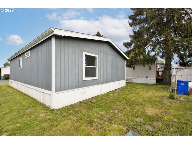 9000 Ne M L KING Blvd 61, Portland, OR 97211