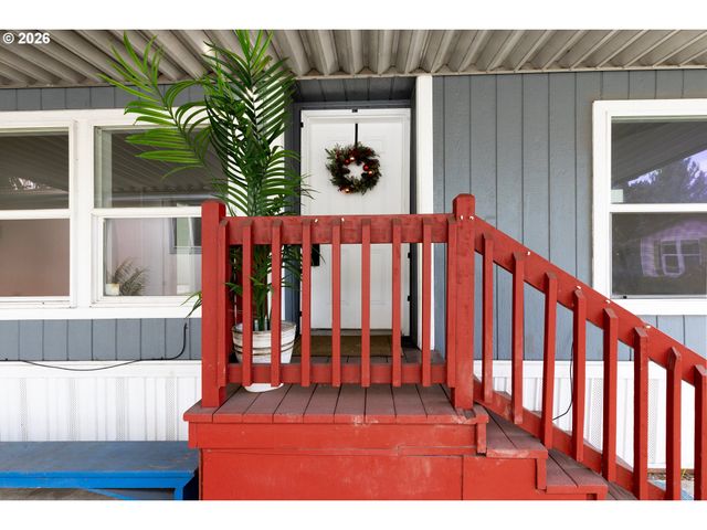 9000 Ne M L KING Blvd 61, Portland, OR 97211