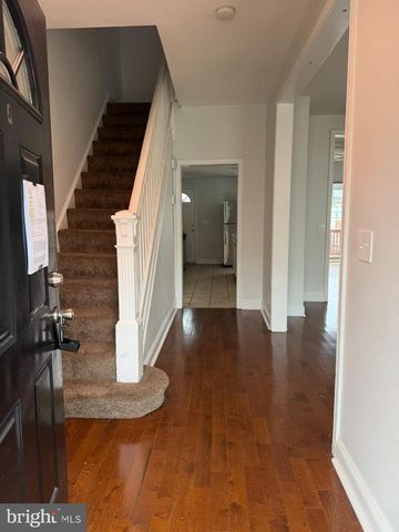 1816 CHILTON ST, Baltimore, MD 21218