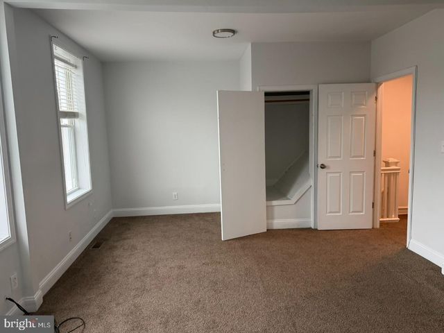 1816 CHILTON ST, Baltimore, MD 21218